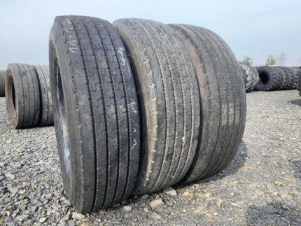  Opona ciężarowa używana 235/75R17.5 ATHOS HG2159