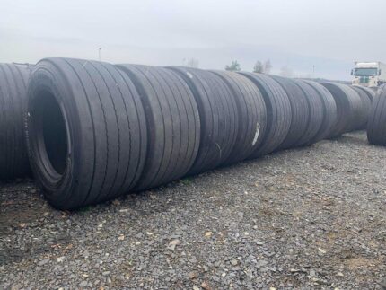  Opony ciężarowe  445/45R19.5 CONTINENTAL CONTI HYBRID HT3 / 9-10mm