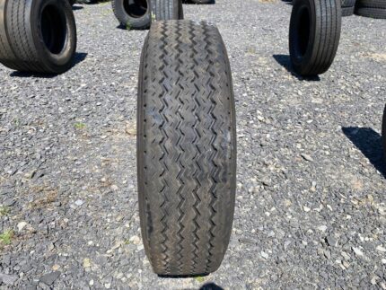 Opona ciężarowa używana 235/75R17.5 BARKLEY BL212 / 9mm