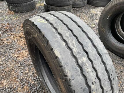 Opony ciężarowe 235/75R17.5 BRIDGESTONE R-TRAILER 001 / 9-10mm
