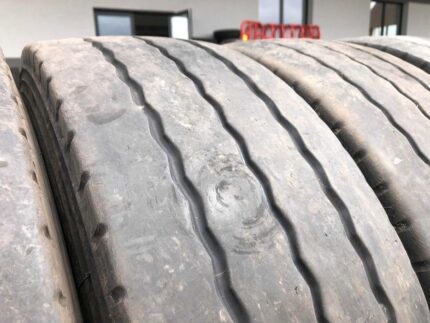 Opony ciężarowe 235/75R17.5 BRIDGESTONE R-TRAILER 001 , R168