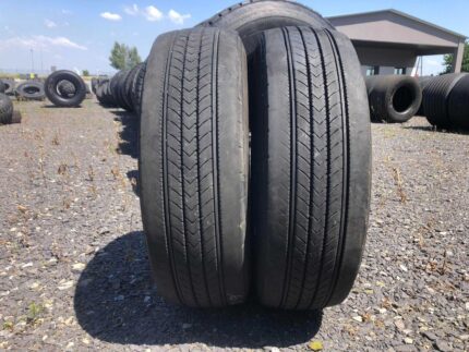  Opony ciężarowe używana 235/75R17.5 BRIDGESTONE R227 / 6-8mm