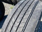 Opona ciężarowa używana 235/75R17.5 BRIDGESTONE R227 / 9-10mm