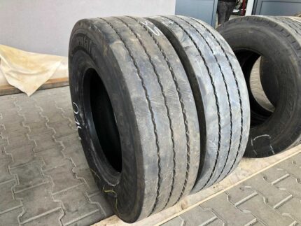 Opony ciężarowe używana 235/75R17.5 CONTINENTAL HTR2 / 7-8mm