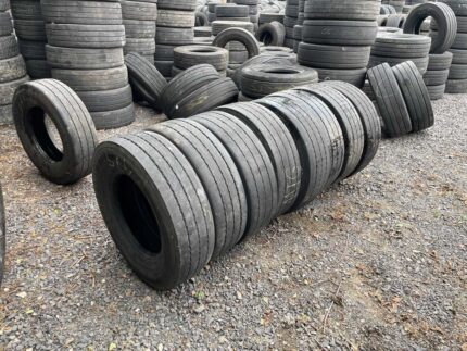 Opony ciężarowe używana 235/75R17.5 CONTINENTAL HTR2 / 5-7mm