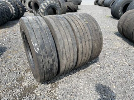 Opony ciężarowe używana 235/75R17.5 CONTINENTAL HTR2 / 10-12mm