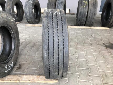  Opona ciężarowa używana 235/75R17.5 CONTINENTAL CONTI HYBRID LS3 / 6-7mm
