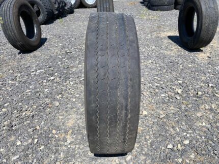 Opona ciężarowa używana 235/75R17.5 CONTINENTAL CONTI HYBRID LS3 / 4-6mm