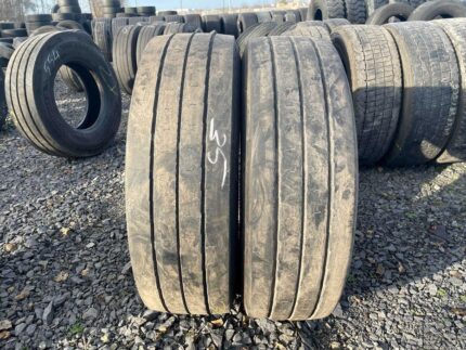  Opony ciężarowe używana 235/75R17.5 DUNLOP SP246 / 6-8mm