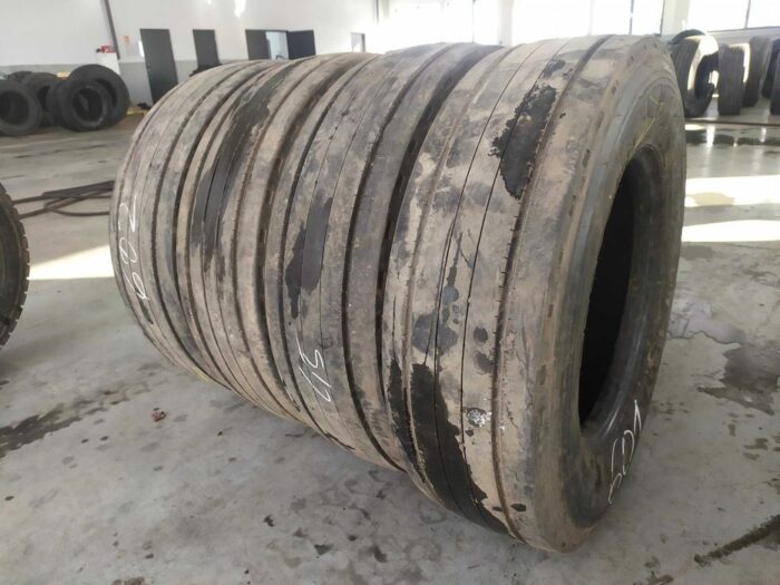 Opony ciężarowe używana 235/75R17.5 FULDA ECOTONN / 8-9mm