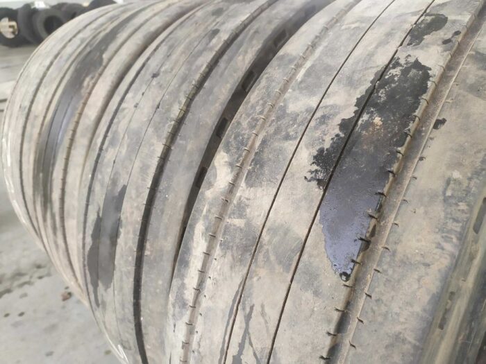 Opony ciężarowe używana 235/75R17.5 FULDA ECOTONN / 8-9mm