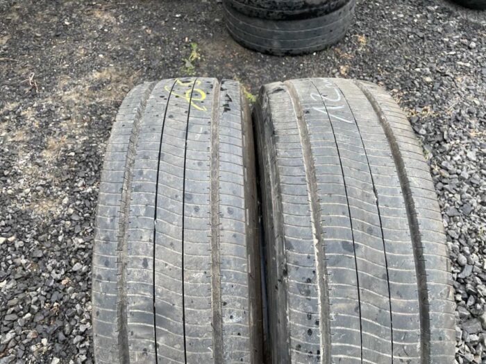 Opony ciężarowe używana 235/75R17.5 FULDA ECOTONN / 12mm