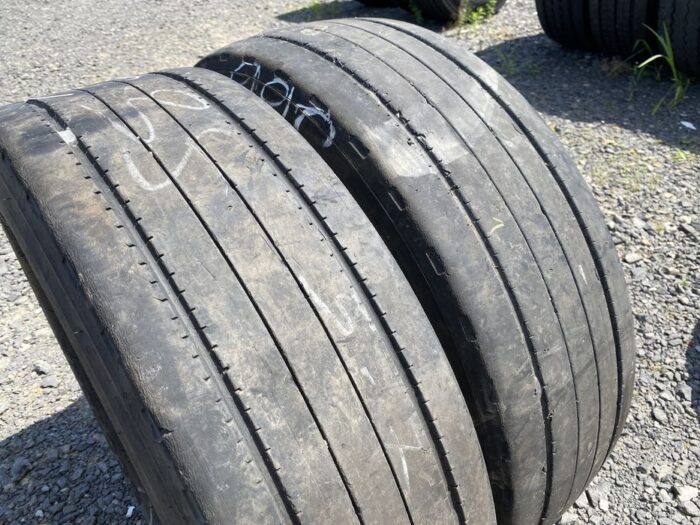 Opona ciężarowa używana 235/75R17.5 FULDA ECOTONN / 7-9mm