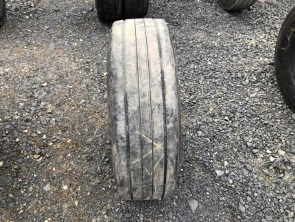 Opona ciężarowa używana 235/75R17.5 FULDA ECOTONN / 4-5mm
