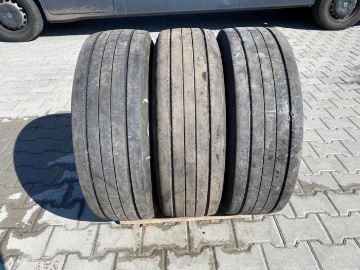 Opony ciężarowe używana 235/75R17.5 FULDA ECOTONN / 5-7mm