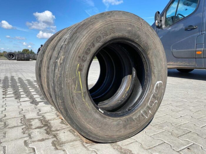 Opony ciężarowe używana 235/75R17.5 FULDA ECOTONN / 5-7mm