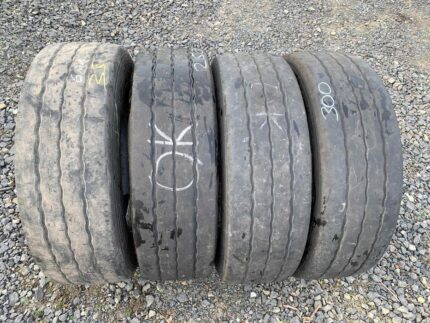 Opony ciężarowe używana 235/75R17.5 GOODYEAR KMAX T / 6-7mm