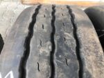 Opony ciężarowe używana 235/75R17.5 GOODYEAR KMAX T / 8-9mm