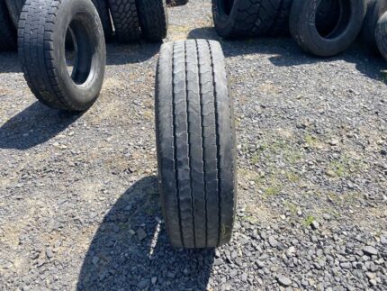  Opona ciężarowa używana 235/75R17.5 GOODYEAR REGIONAL RHS II / 9-10mm
