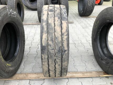  Opona ciężarowa używana 235/75R17.5 HANKOOK SMART FLEX TH31 / 9mm