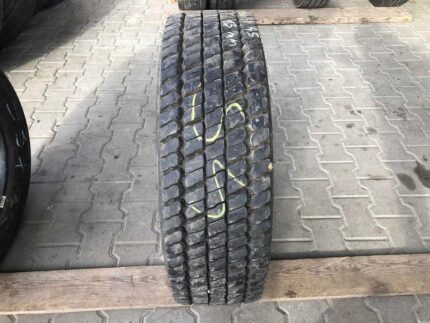 Opona ciężarowa używana 235/75R17.5 KAMA NR202 / 13mm