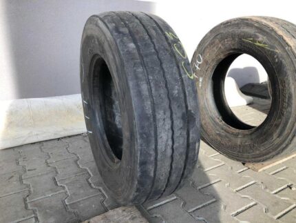 Opona ciężarowa używana 235/75R17.5 MICHELIN X LINE ENERGY T / 6-7mm