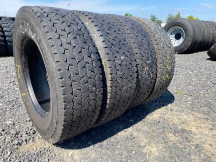  Opony ciężarowe używana 235/75R17.5 MICHELIN X MULTI D / 6-8mm