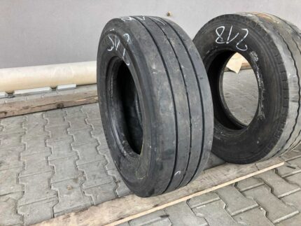 Opona ciężarowa używana 235/75R17.5 MICHELIN X MULTI T2 / 6-7mm