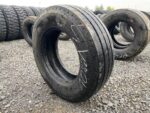 Opona ciężarowa używana 235/75R17.5 MICHELIN XTA2 / 13mm