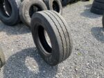 Opona ciężarowa używana 235/75R17.5 PIRELLI ST:01 / 7-8mm