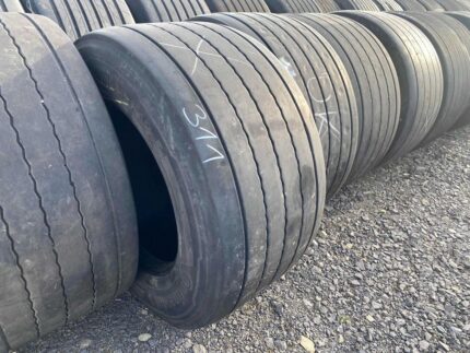  Opona ciężarowa  445/45R19.5 CONTINENTAL CONTI HYBRID HT3 / 7-10mm