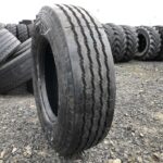  Opona ciężarowa używana 235/75R17.5 PIRELLI ST95 / 100% BIEŻNIKA