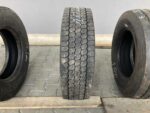Opona ciężarowa używana 235/75R17.5 PIRELLI TR:01 TRIATHLON / 10-11mm