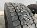 Opona ciężarowa używana 235/75R17.5 PIRELLI TR:01 TRIATHLON / 10-11mm