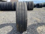 Opona ciężarowa używana 235/75R17.5 SEMPERIT RUNNER T2 / 7-8mm