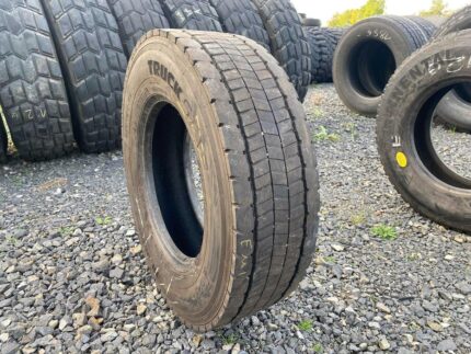  Opona ciężarowa używana 235/75R17.5 TRUCKSTAR TH DRIVE 3 / 8-10mm