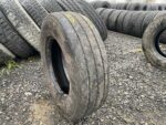 Opona ciężarowa używana 235/75R17.5 UNIROYAL TH40 / 7-8mm