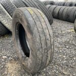  Opona ciężarowa używana 235/75R17.5 UNIROYAL TH40 / 7-8mm