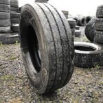  Opona ciężarowa używana 235/75R17.5 UNIROYAL TH40 / 8-10mm