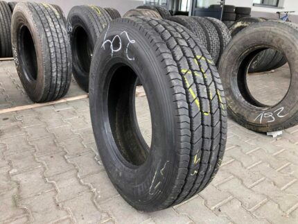 Opona ciężarowa używana 235/75R17.5 WESTLAKE WSR1 / 12mm