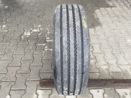 Opona ciężarowa używana 235/75R17.5 WINDPOWER WTL31 / 9-10mm