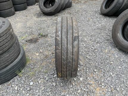  Opona ciężarowa używana 245/70R17.5 APOLLO ENDURACE RT / 12-13mm