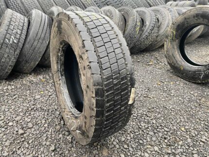  Opona ciężarowa używana 245/70R17.5 BARUM BD200 ROAD / 9-10mm