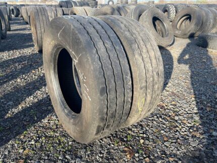 Opony ciężarowe używana 245/70R17.5 BRIDGESTONE R-TRAILER 001 / 7-9mm
