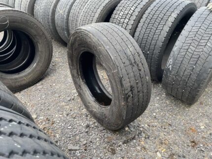 Opona ciężarowa używana 245/70R17.5 CONTINENTAL CONTI  HYBRID LS3 / 5-6mm