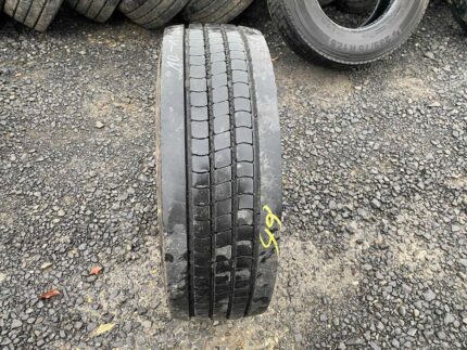 Opona ciężarowa używana 245/70R17.5 FALKEN RI151 / 10-11mm