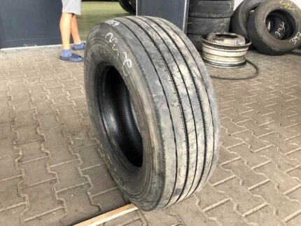 Opona ciężarowa używana 245/70R17.5 GOODYEAR REGIONAL RHS II / 7-9mm