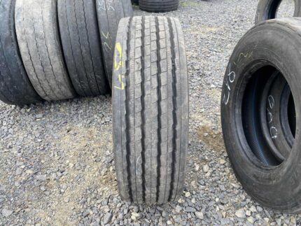  Opona ciężarowa używana 245/70R17.5 KAMA NT101 / 11-12mm