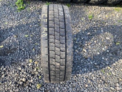 Opona ciężarowa używana 245/70R17.5 MATADOR D HR 4 / 8-10mm