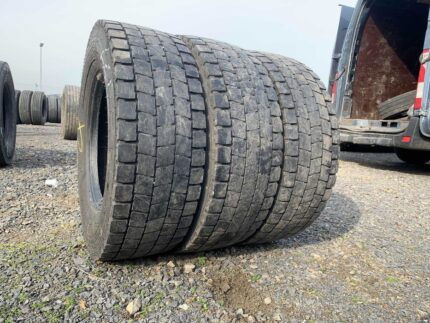  Opony ciężarowe używana 245/70R17.5 MICHELIN XDE2 / 5-7mm